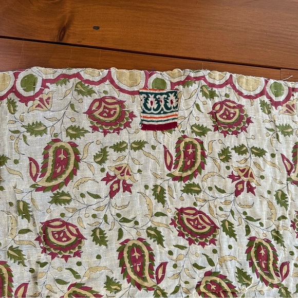 Decorative Throw Lightweight Blanket - Picture 4 of 4